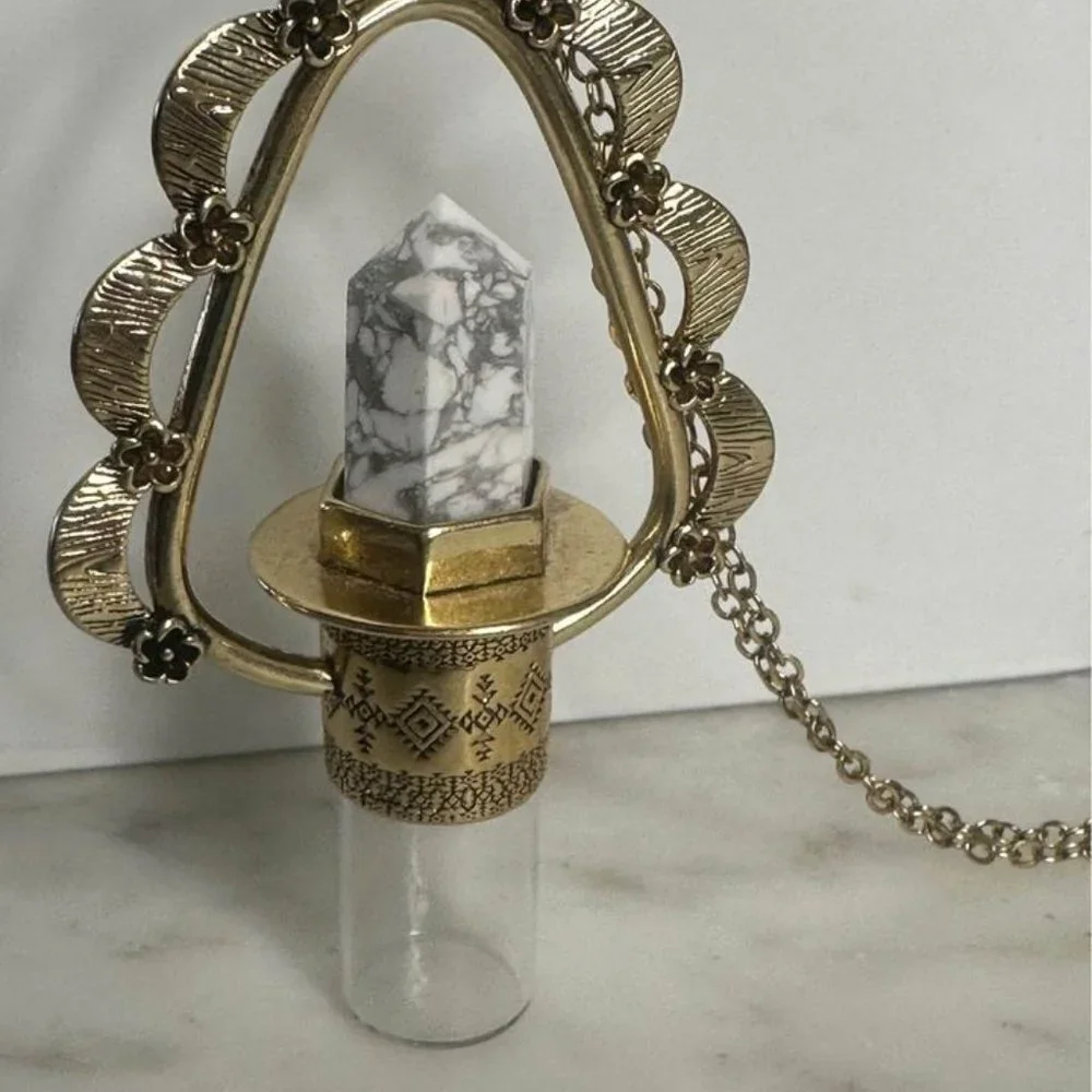 NWOT - Essential Oil Rollerball Brass Necklace with White Howlite Stone